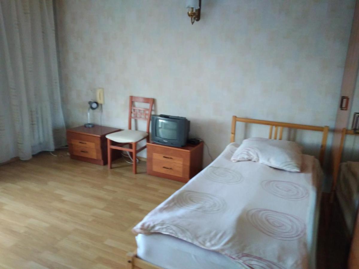Zajazd Arka 2 Łódź Buitenkant foto